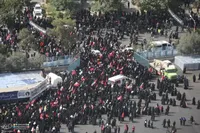 وداع با پیکر مطهر آقای شهید ایران (1)