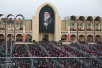 وداع با پیکر مطهر آقای شهید ایران (2)